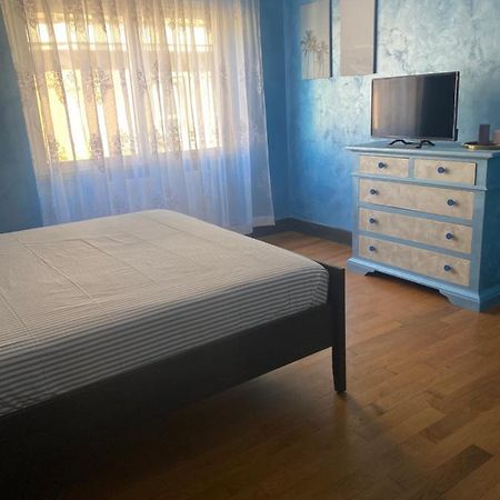 C&E Suites Roma 丽都迪奥斯蒂亚 外观 照片