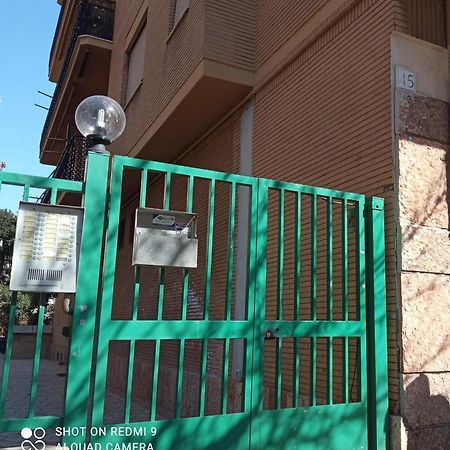 C&E Suites Roma 丽都迪奥斯蒂亚 外观 照片