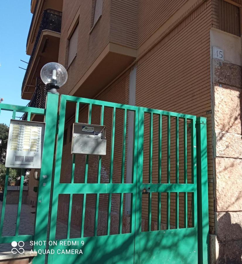 C&E Suites Roma 丽都迪奥斯蒂亚 外观 照片
